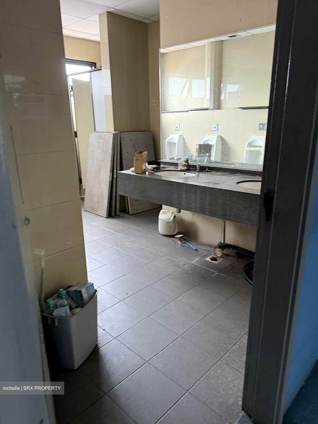 Lorong 8 Toa Payoh (D12), Office #512647111